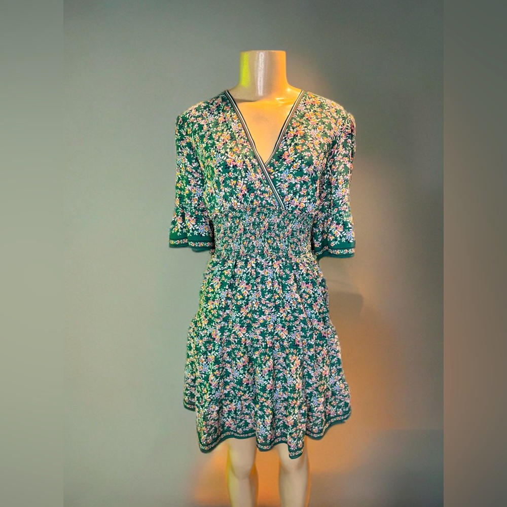 Max Studio Green Floral Faux Wrap Smocked Waist Defined Dress Small Lovely